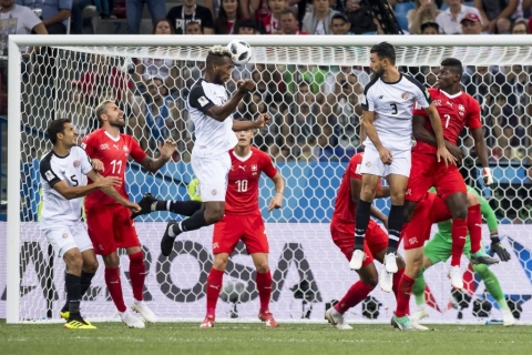 Svájc - Costa Rica 2-2 Waston gólt fejel