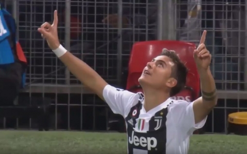 Manchester United - Juventus 0-1, Dybala