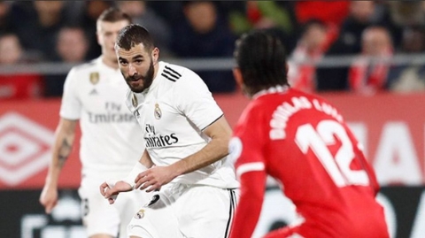 Girona - Real Madrid 1-3, Benzema