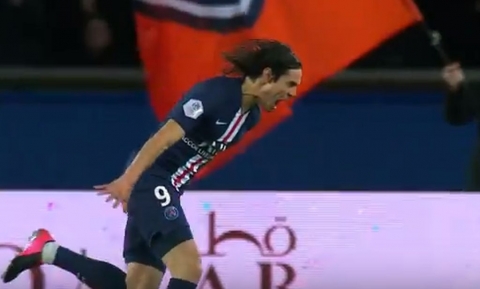 Cavani, még a PSG színeiben örül a góljának