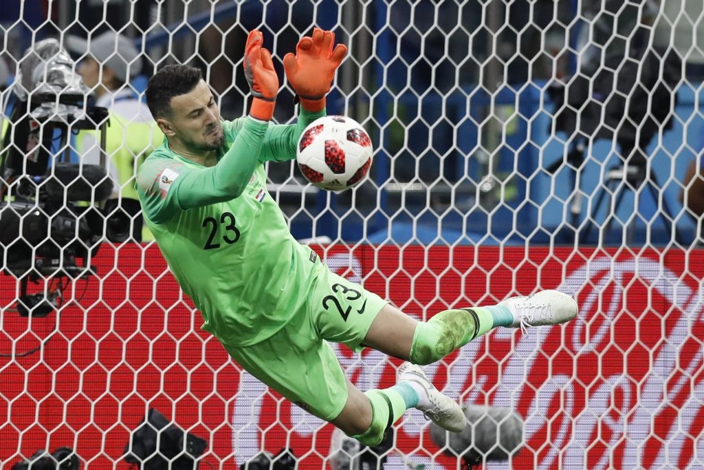 Subasic védése Dánia ellen