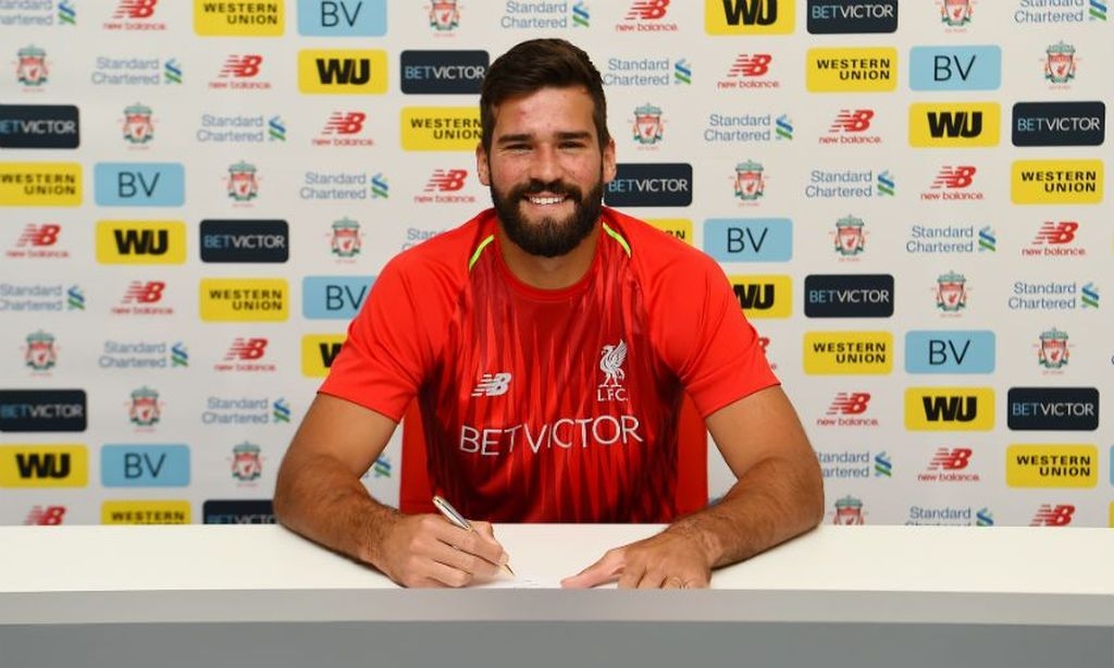 Alisson Becker aláírt a Liverpoolhoz